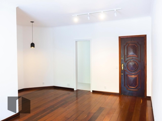 Apartamento à venda com 3 quartos, 130m² - Foto 4