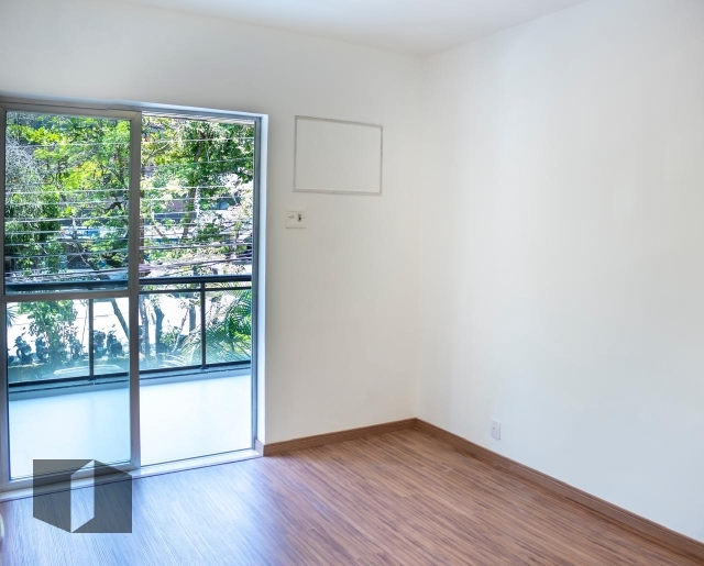 Apartamento à venda com 3 quartos, 130m² - Foto 7