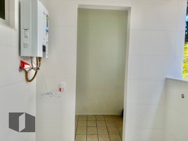 Apartamento à venda com 3 quartos, 130m² - Foto 15