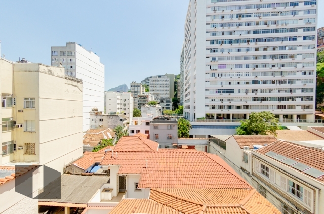 Apartamento à venda com 2 quartos, 72m² - Foto 8