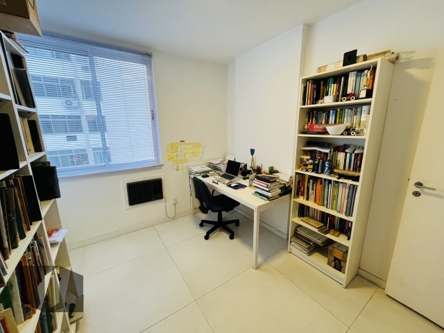 Apartamento à venda com 3 quartos, 82m² - Foto 21