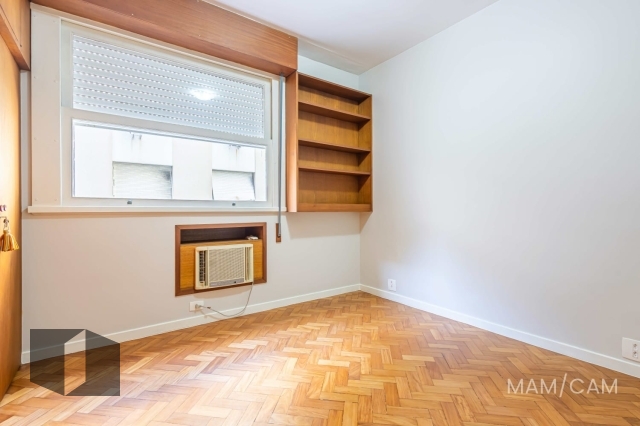 Apartamento à venda com 4 quartos, 164m² - Foto 17