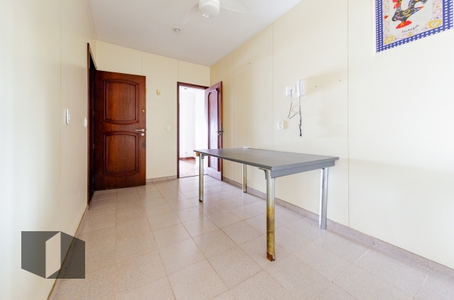 Apartamento à venda com 4 quartos, 223m² - Foto 27