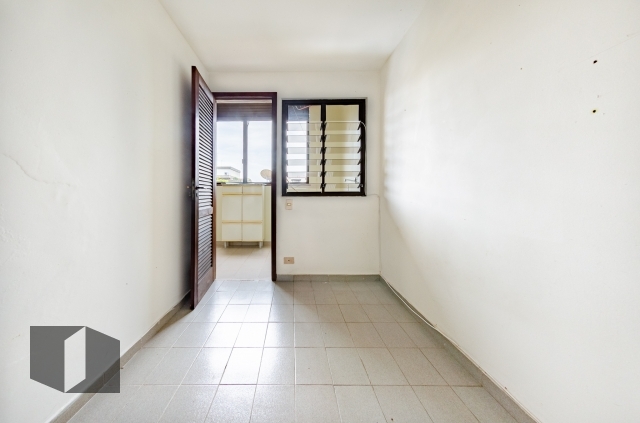 Apartamento à venda com 4 quartos, 223m² - Foto 30