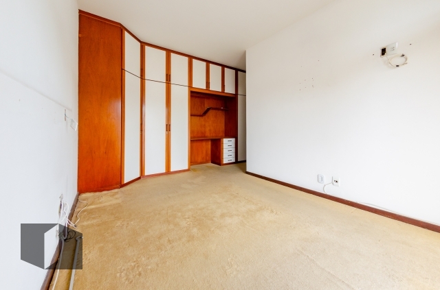 Apartamento à venda com 4 quartos, 223m² - Foto 18