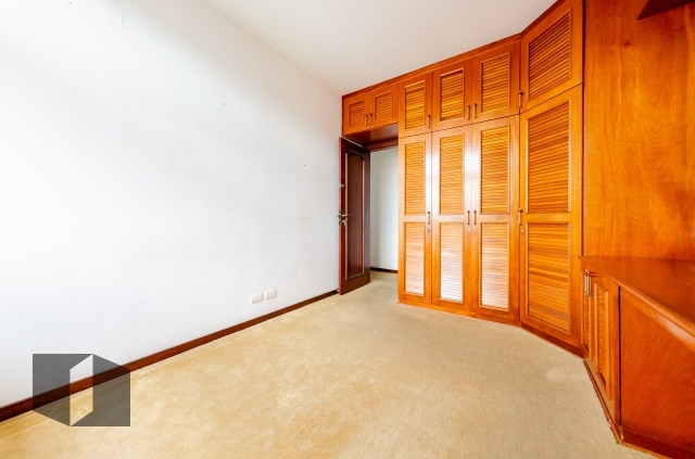 Apartamento à venda com 4 quartos, 223m² - Foto 24