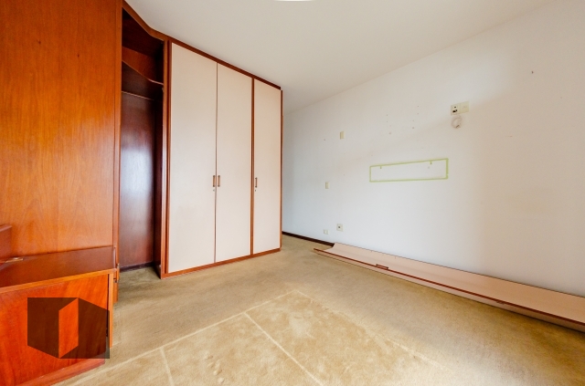 Apartamento à venda com 4 quartos, 223m² - Foto 12