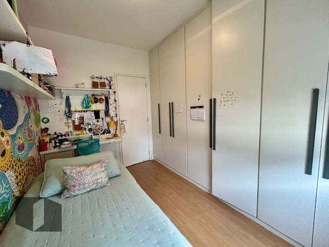 Apartamento à venda com 2 quartos, 71m² - Foto 8