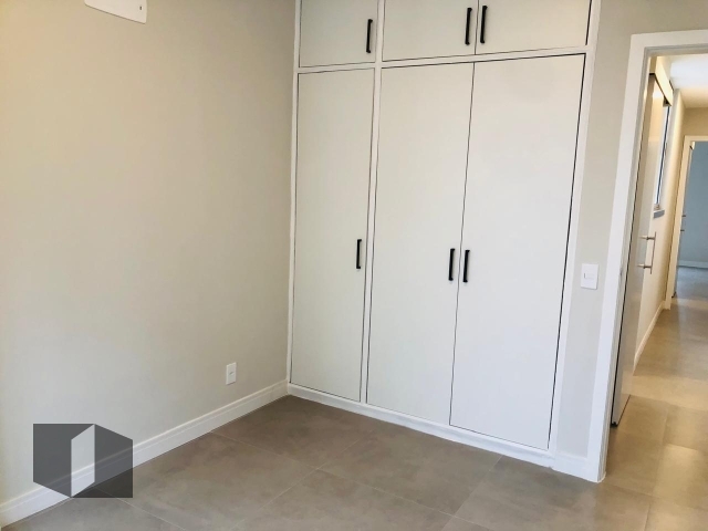 Apartamento à venda com 3 quartos, 120m² - Foto 18