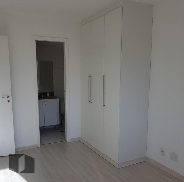 Apartamento à venda com 2 quartos, 65m² - Foto 7