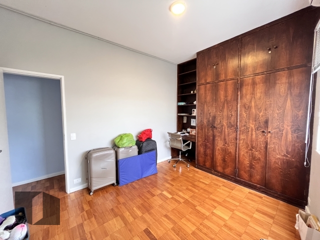 Apartamento para alugar com 3 quartos, 140m² - Foto 15