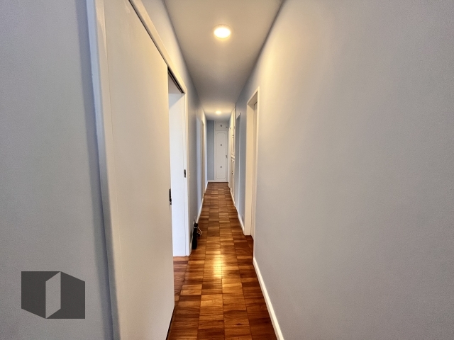 Apartamento para alugar com 3 quartos, 140m² - Foto 18