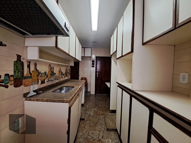 Apartamento para alugar com 3 quartos, 81m² - Foto 14