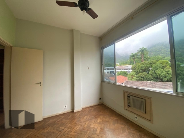 Apartamento à venda com 3 quartos, 87m² - Foto 11