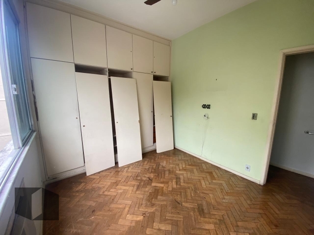 Apartamento à venda com 3 quartos, 87m² - Foto 10