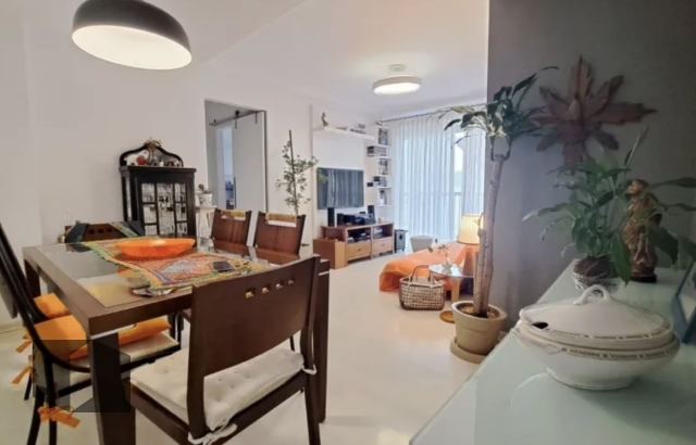 Apartamento à venda com 2 quartos, 80m² - Foto 3