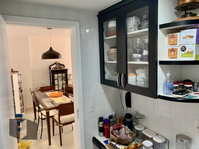 Apartamento à venda com 2 quartos, 80m² - Foto 16