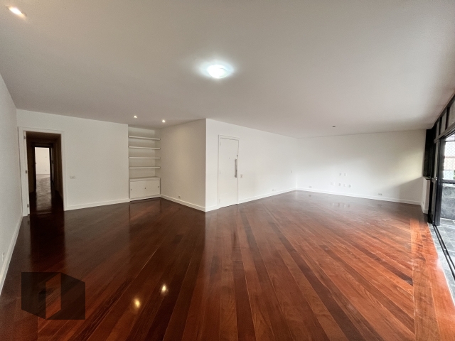 Apartamento para alugar com 4 quartos, 200m² - Foto 5