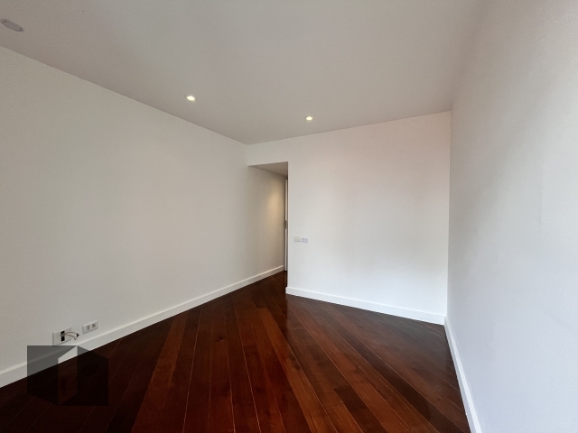 Apartamento para alugar com 4 quartos, 200m² - Foto 16