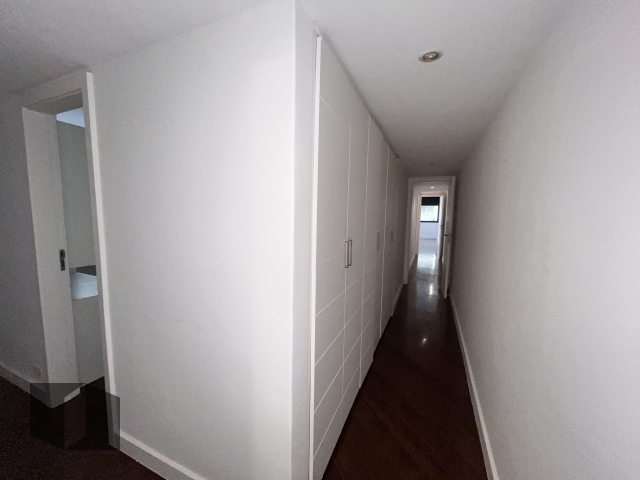 Apartamento para alugar com 4 quartos, 200m² - Foto 29