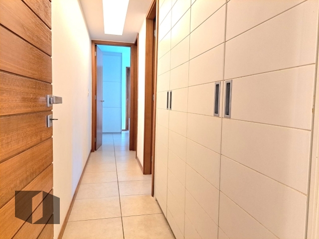 Apartamento para alugar com 2 quartos, 94m² - Foto 8