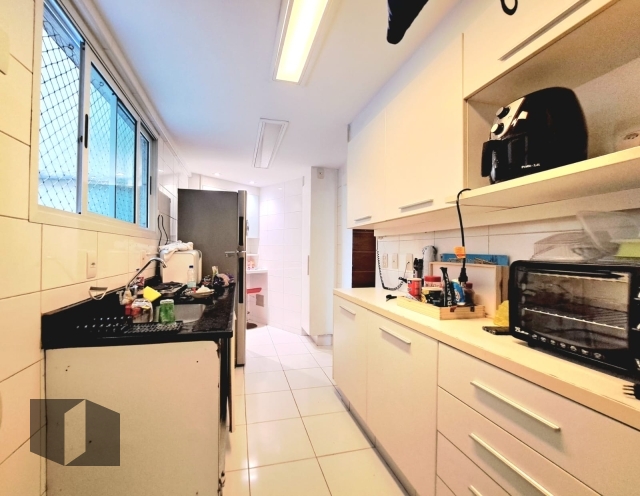 Apartamento para alugar com 2 quartos, 94m² - Foto 22