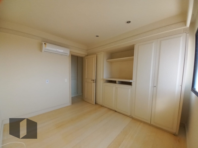 Apartamento à venda com 4 quartos, 392m² - Foto 25