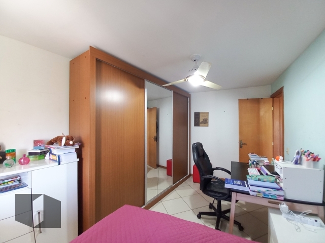 Apartamento à venda com 3 quartos, 121m² - Foto 10