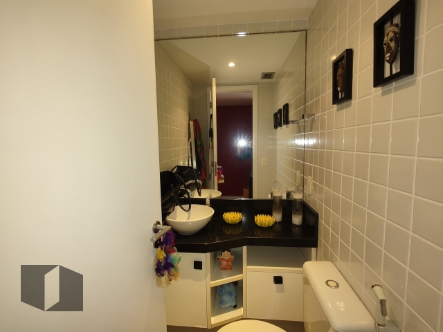 Apartamento para alugar com 2 quartos, 70m² - Foto 7