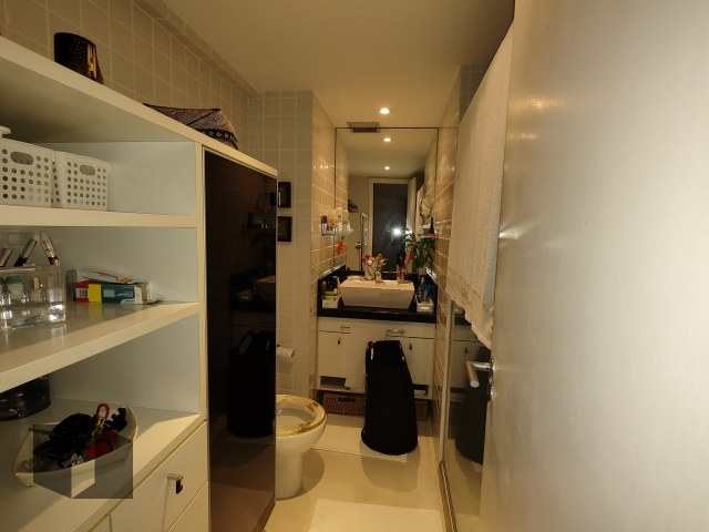 Apartamento para alugar com 2 quartos, 70m² - Foto 11