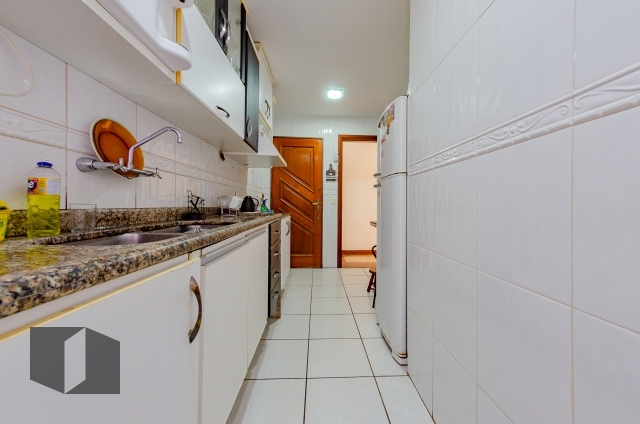 Apartamento à venda com 2 quartos, 95m² - Foto 16