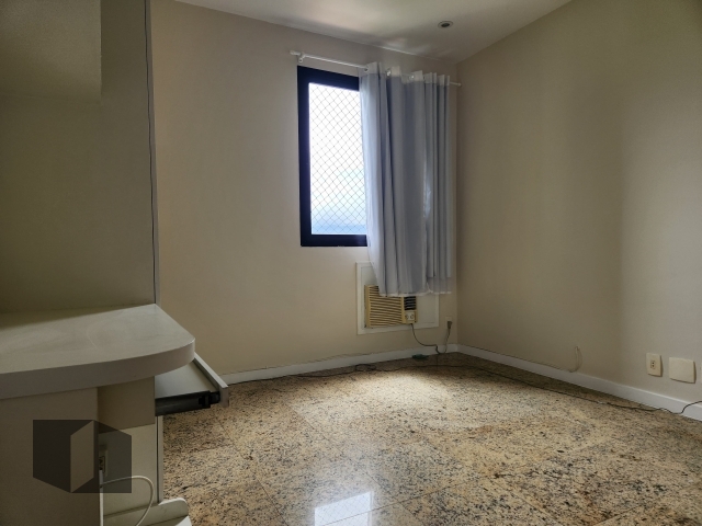 Apartamento para alugar com 4 quartos, 139m² - Foto 17