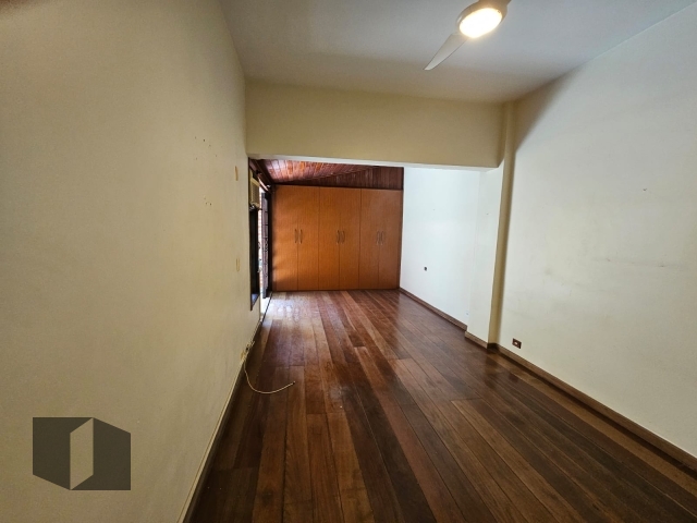 Apartamento à venda com 3 quartos, 176m² - Foto 8