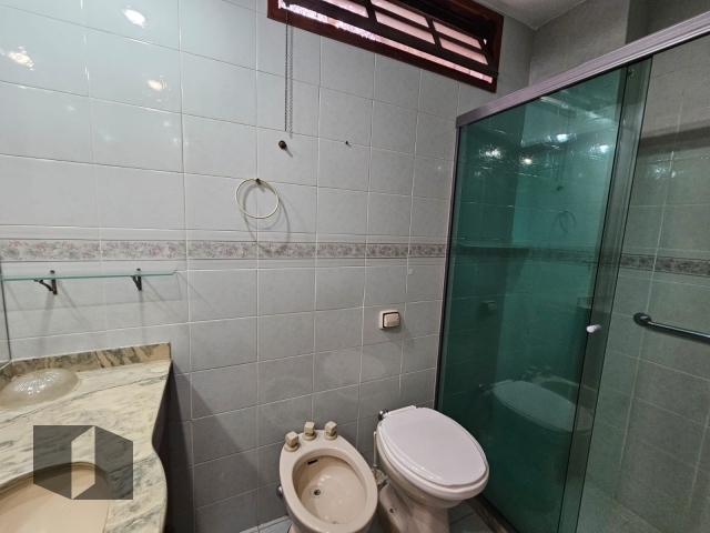 Apartamento à venda com 3 quartos, 176m² - Foto 11