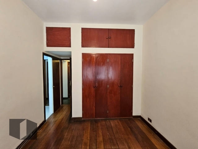 Apartamento à venda com 3 quartos, 176m² - Foto 12