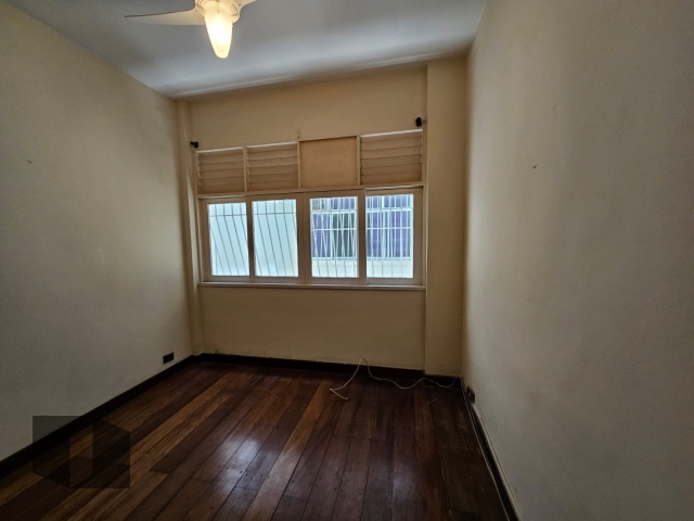 Apartamento à venda com 3 quartos, 176m² - Foto 13