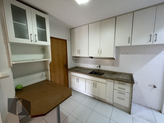 Apartamento à venda com 3 quartos, 100m² - Foto 10