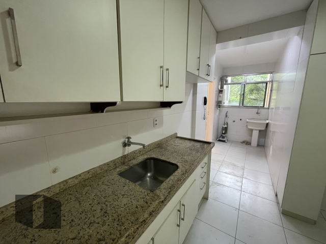 Apartamento à venda com 3 quartos, 100m² - Foto 12