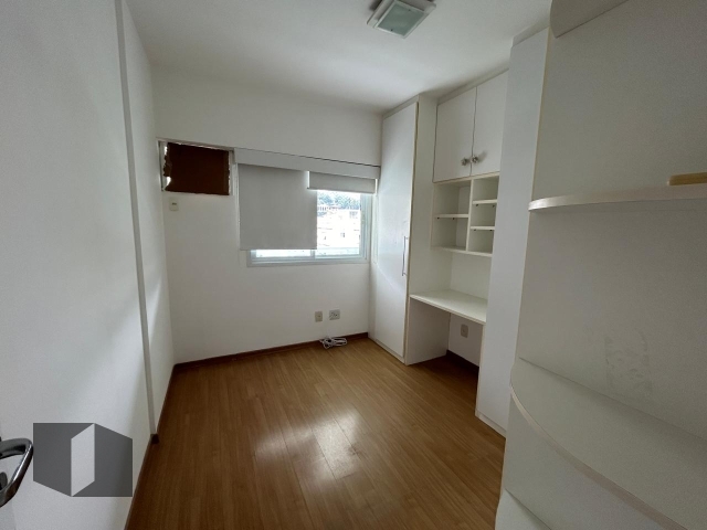 Apartamento à venda com 2 quartos, 74m² - Foto 7