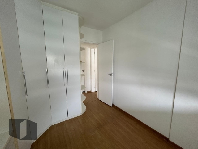 Apartamento à venda com 2 quartos, 74m² - Foto 9