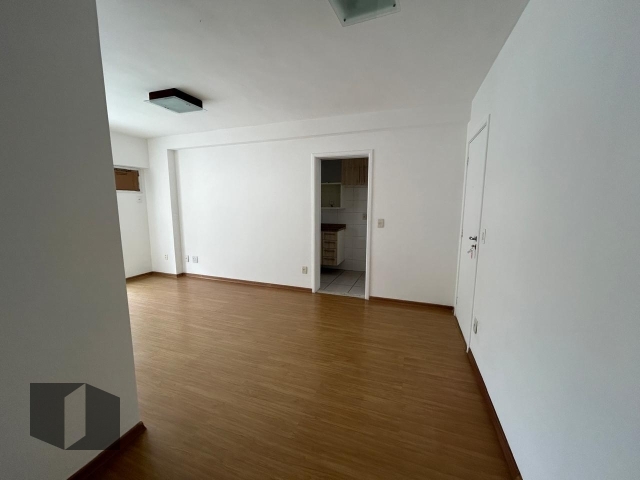 Apartamento à venda com 2 quartos, 74m² - Foto 6