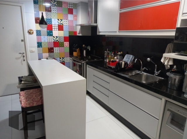 Apartamento à venda com 4 quartos, 173m² - Foto 26