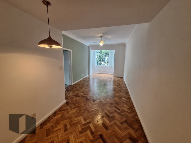 Apartamento para alugar com 3 quartos, 110m² - Foto 3