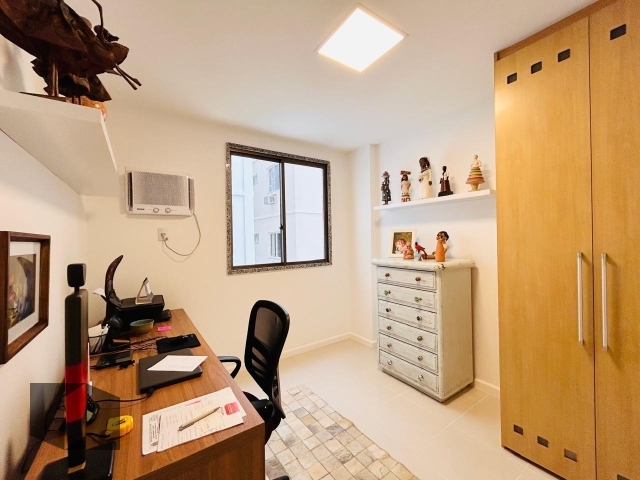 Apartamento à venda com 4 quartos, 182m² - Foto 11