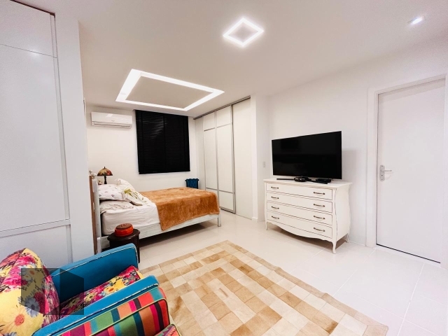 Apartamento à venda com 4 quartos, 182m² - Foto 7