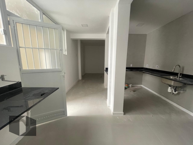 Apartamento à venda com 2 quartos, 43m² - Foto 16