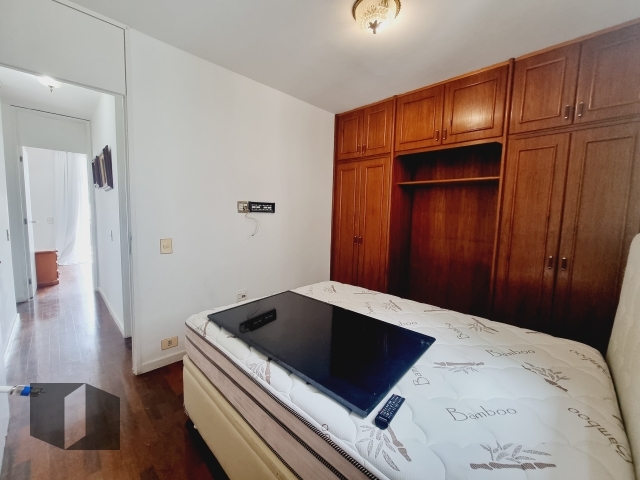 Apartamento para alugar com 3 quartos, 97m² - Foto 15