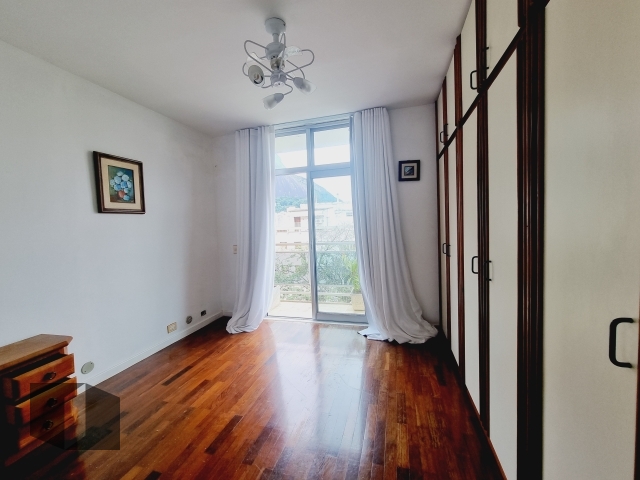 Apartamento para alugar com 3 quartos, 97m² - Foto 18