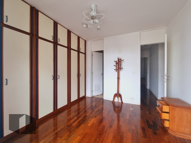 Apartamento para alugar com 3 quartos, 97m² - Foto 19