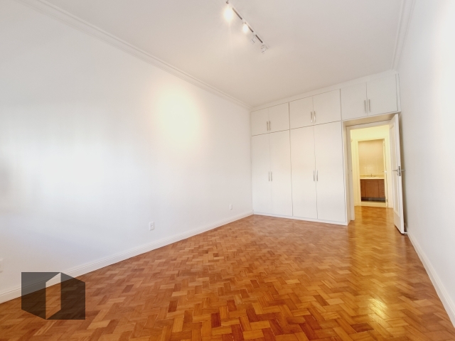 Apartamento à venda com 3 quartos, 156m² - Foto 16